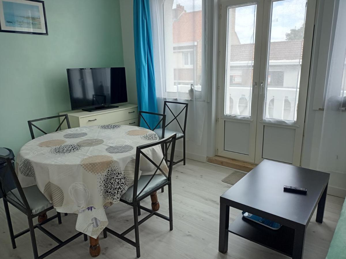 Beau T2 A 200 M Plage Proche Commerces Et Restaurants Apartment Bray-Dunes Exterior photo